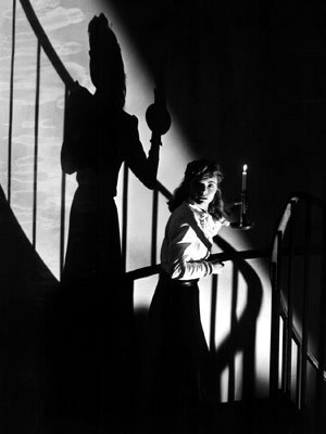 spiral-staircase-dorothy-mcguire